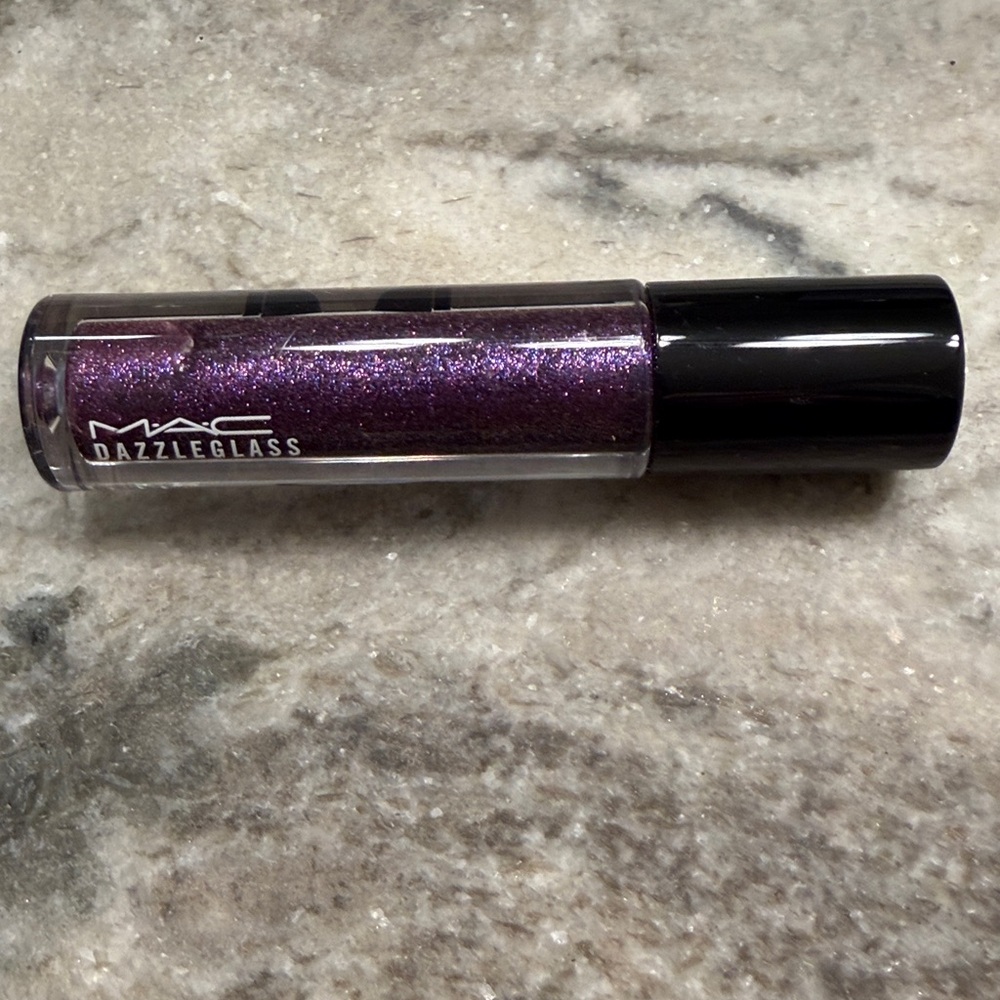 Mac dazzle glass lip gloss boys go crazy - Picture 2 of 3